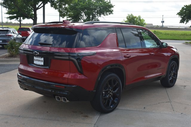 New 2026 Chevrolet Traverse RS w/ LPO, Floor Liner Package FWD image 5