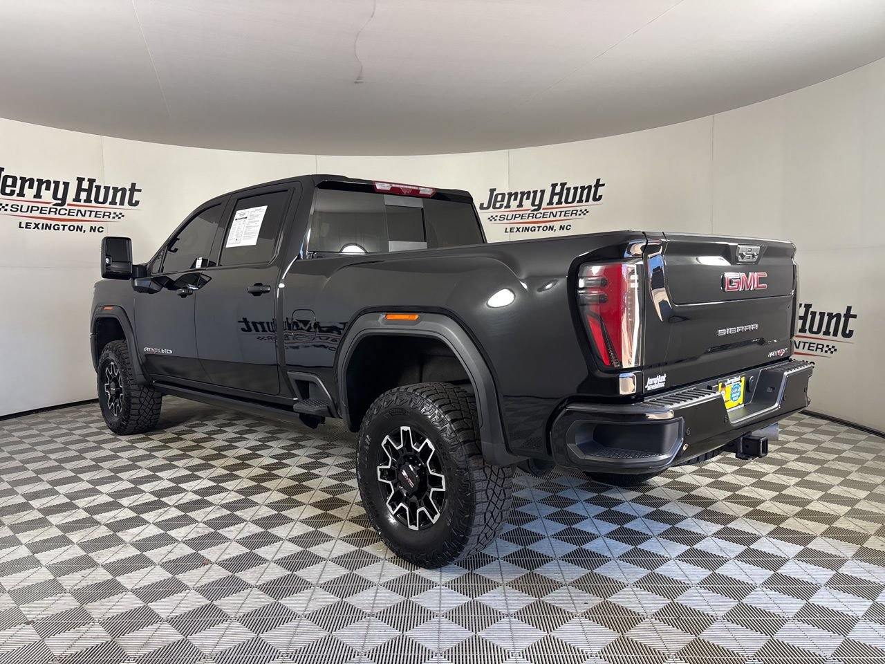 Used 2026 GMC Sierra 2500 AT4X AWD/4WD image 6