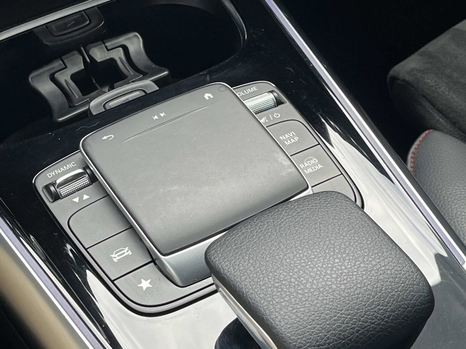 Certified 2022 Mercedes-Benz GLA 250 image 27