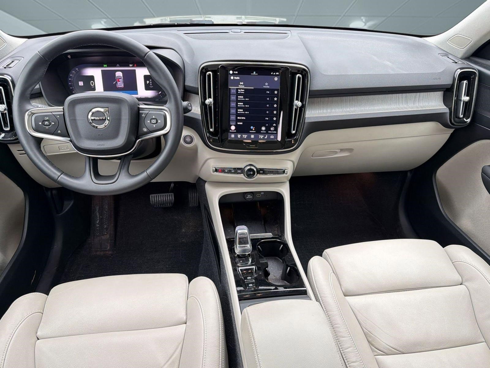 Certified 2023 Volvo XC40 B5 Plus w/ Driver Assist Package image 24