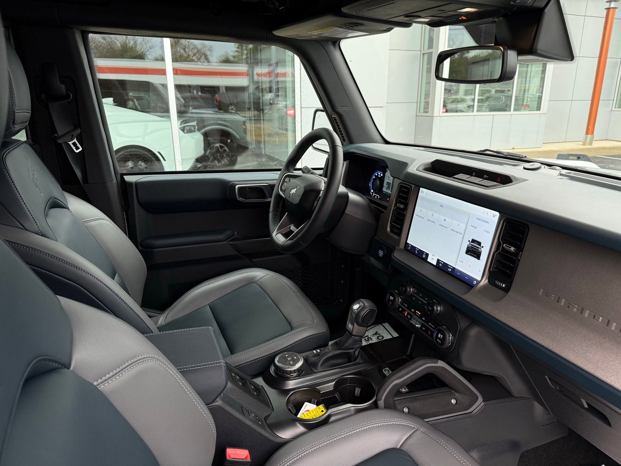 Used 2024 Ford Bronco Outer Banks image 27