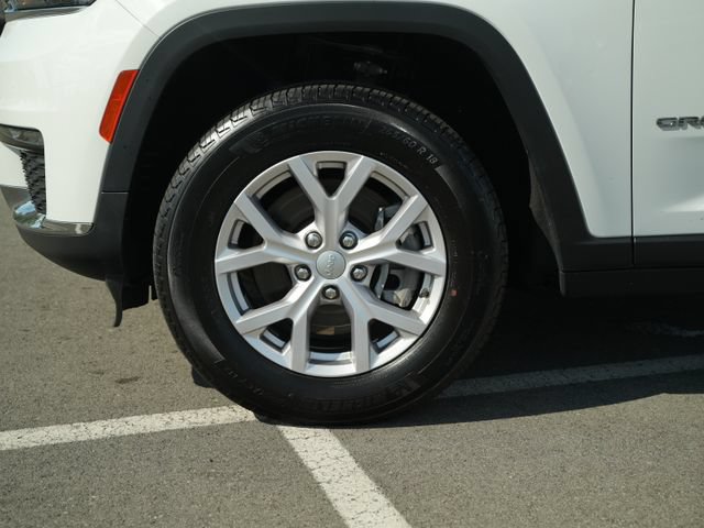 Used 2022 Jeep Grand Cherokee L Limited AWD/4WD image 12