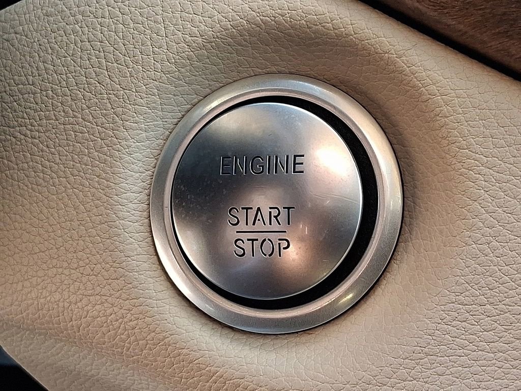 Used 2019 Mercedes-Benz GLA 250 4MATIC image 23