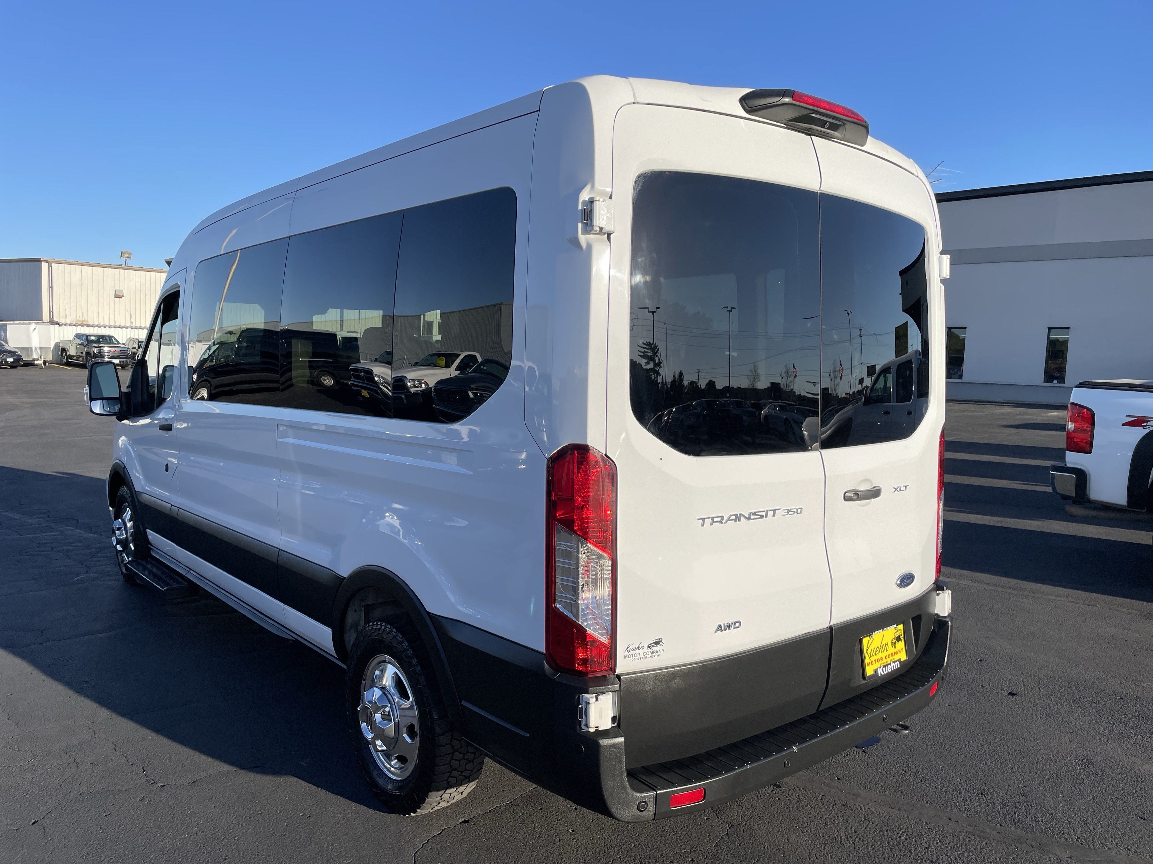 Used 2022 Ford Transit 350 XLT image 6