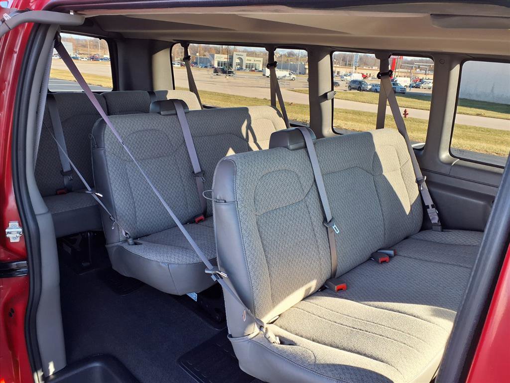 Used 2025 Chevrolet Express 3500 LT w/ LT Preferred Equipment Group RWD image 21