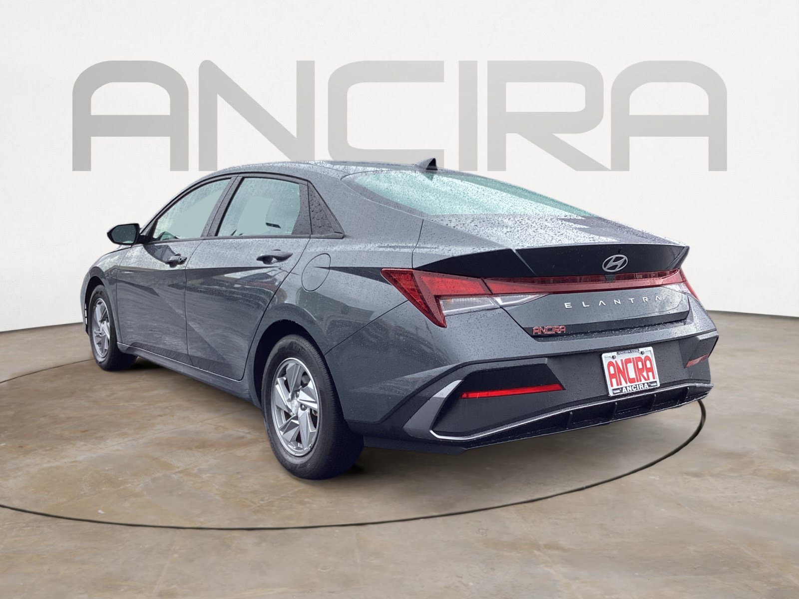 Used 2024 Hyundai Elantra SE FWD image 12