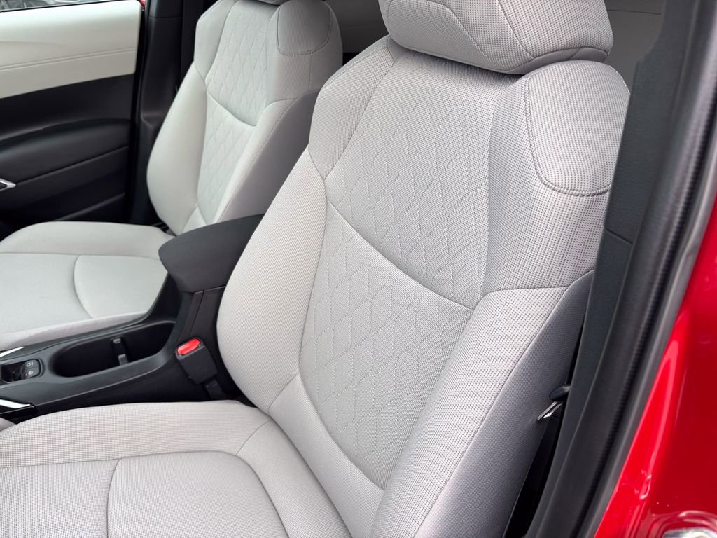 Certified 2023 Toyota Corolla Cross LE image 19