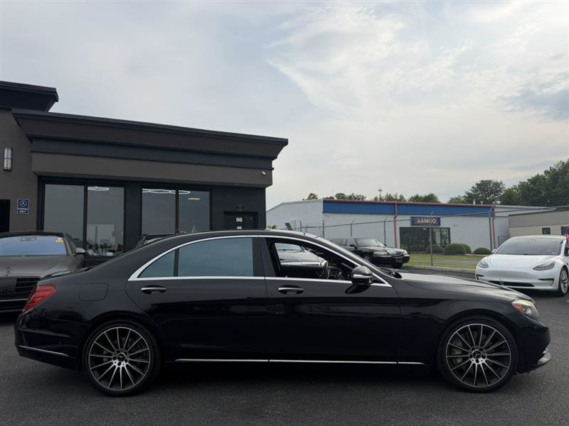 Used 2017 Mercedes-Benz S 550 Sedan image 6