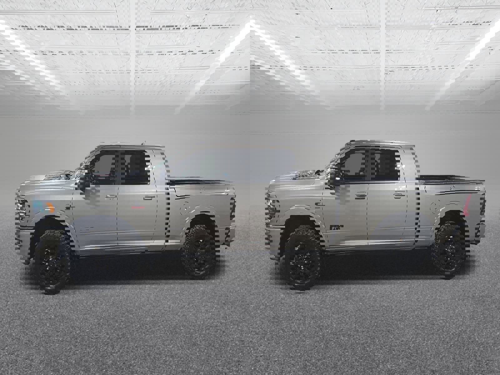 Used 2023 RAM 3500 Limited image 1