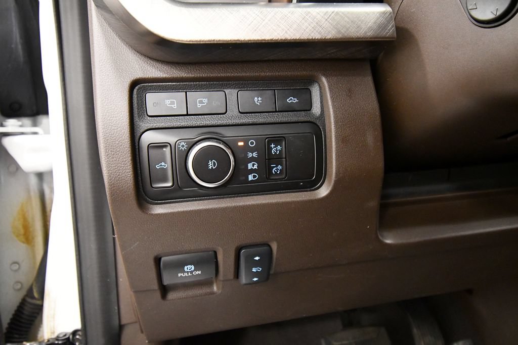 Used 2023 Ford F350 King Ranch AWD/4WD image 20