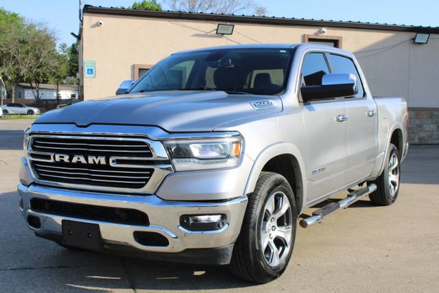 Used 2019 RAM 1500 Laramie AWD/4WD image 7
