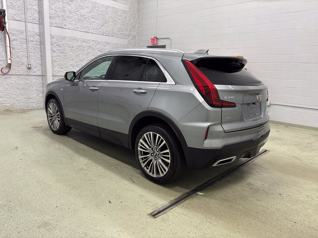 Certified 2024 Cadillac XT4 Premium Luxury w/ Technology Package AWD/4WD image 6