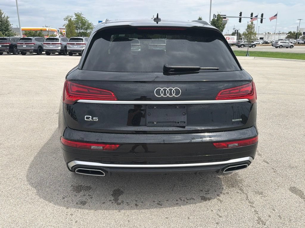 Used 2023 Audi Q5 2.0T Premium w/ Convenience Package AWD/4WD image 5