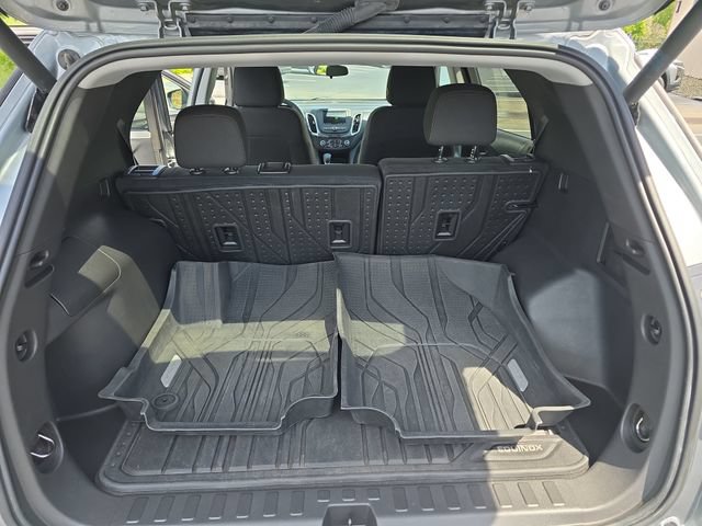 Used 2023 Chevrolet Equinox LT FWD image 16