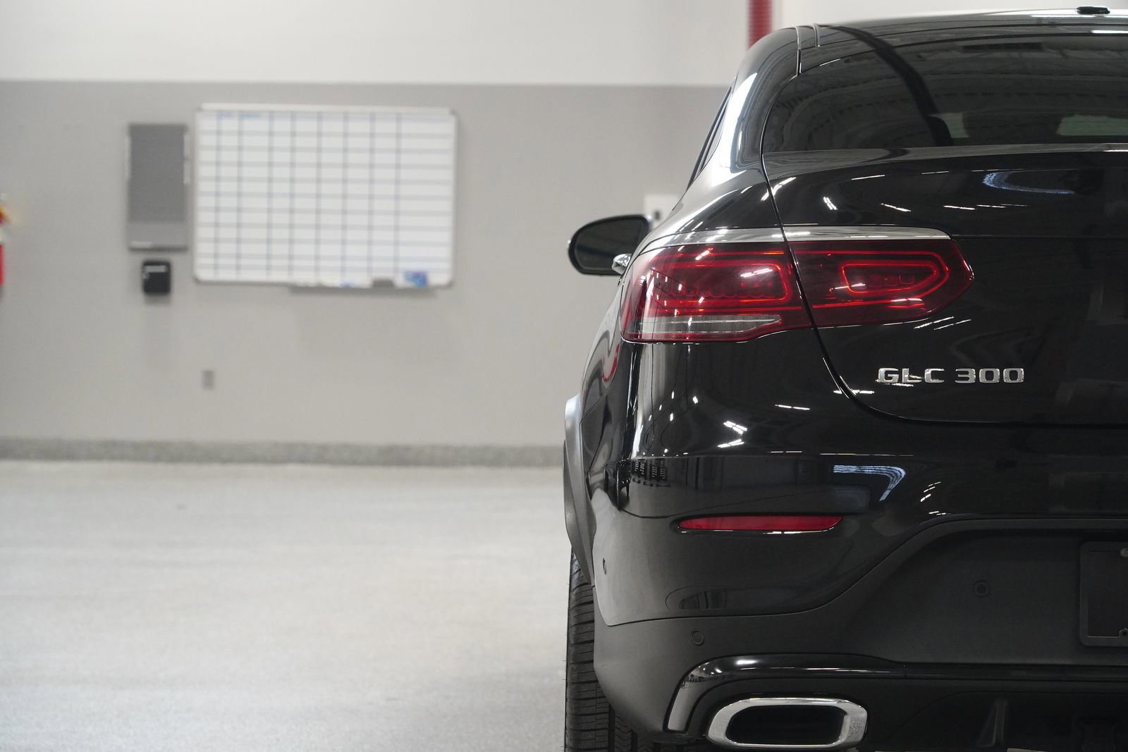 Certified 2022 Mercedes-Benz GLC 300 4MATIC Coupe image 11