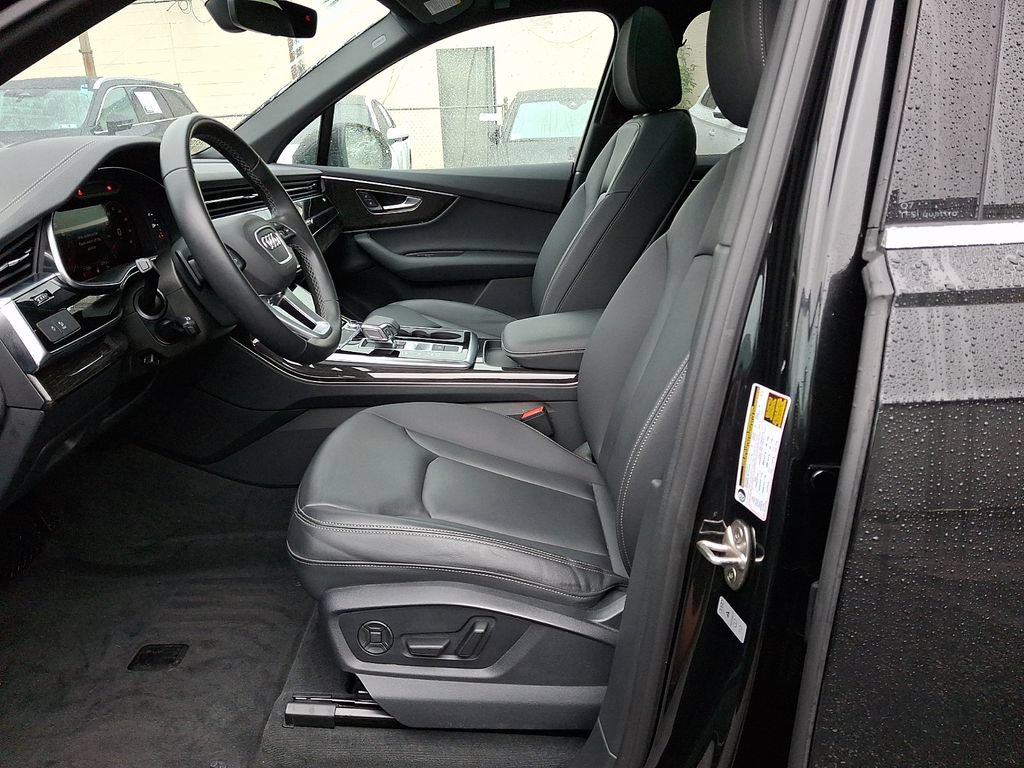 Used 2025 Audi Q7 2.0T Premium AWD/4WD image 14