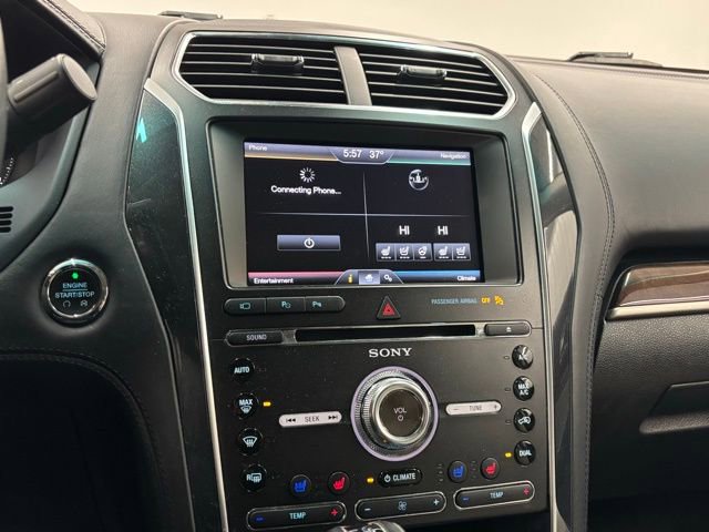 Used 2016 Ford Explorer Platinum image 29