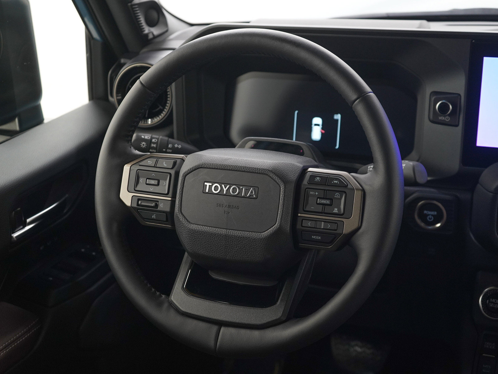 Used 2025 Toyota Land Cruiser w/ Premium Package AWD/4WD image 15