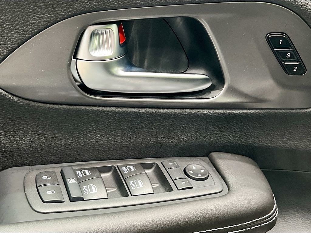 New 2026 Chrysler Pacifica Select image 18