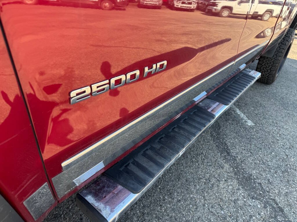 Used 2019 GMC Sierra 2500 SLT AWD/4WD image 12