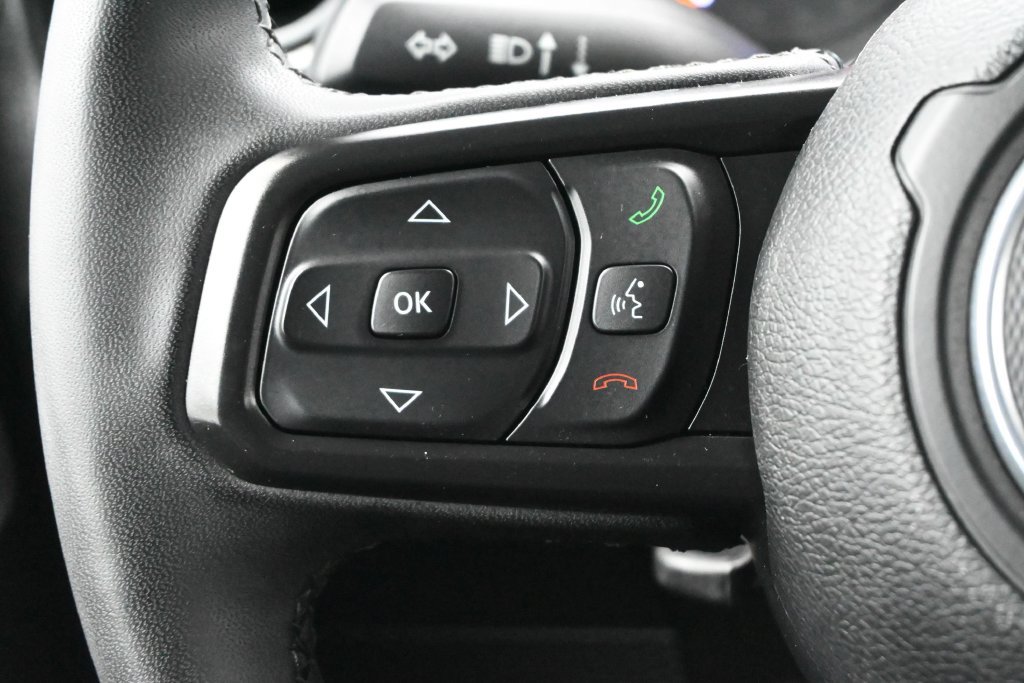 Used 2023 Jeep Gladiator Sport AWD/4WD image 6