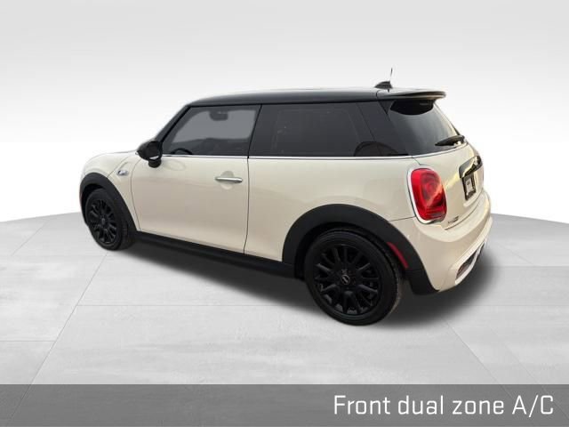 Used 2015 MINI Cooper S image 10