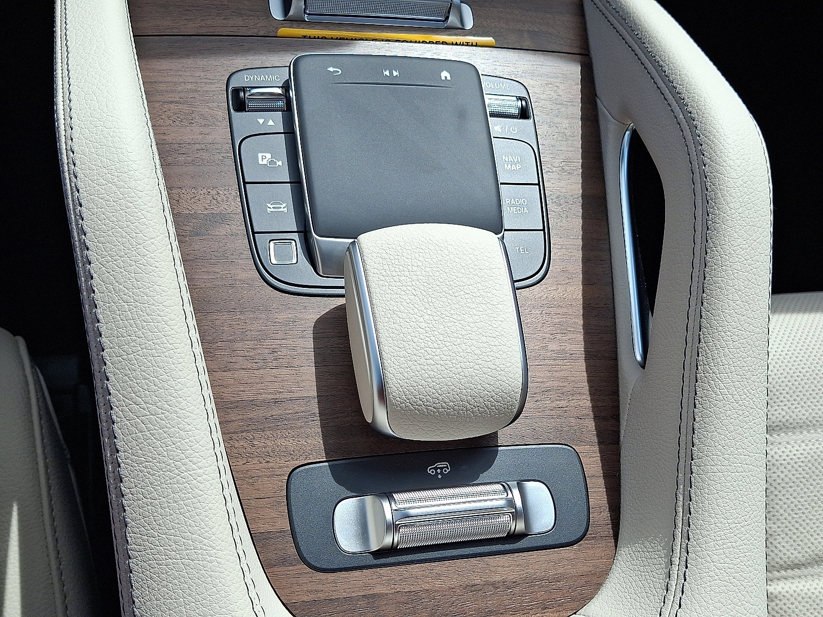 New 2026 Mercedes-Benz GLS 450 4MATIC image 15