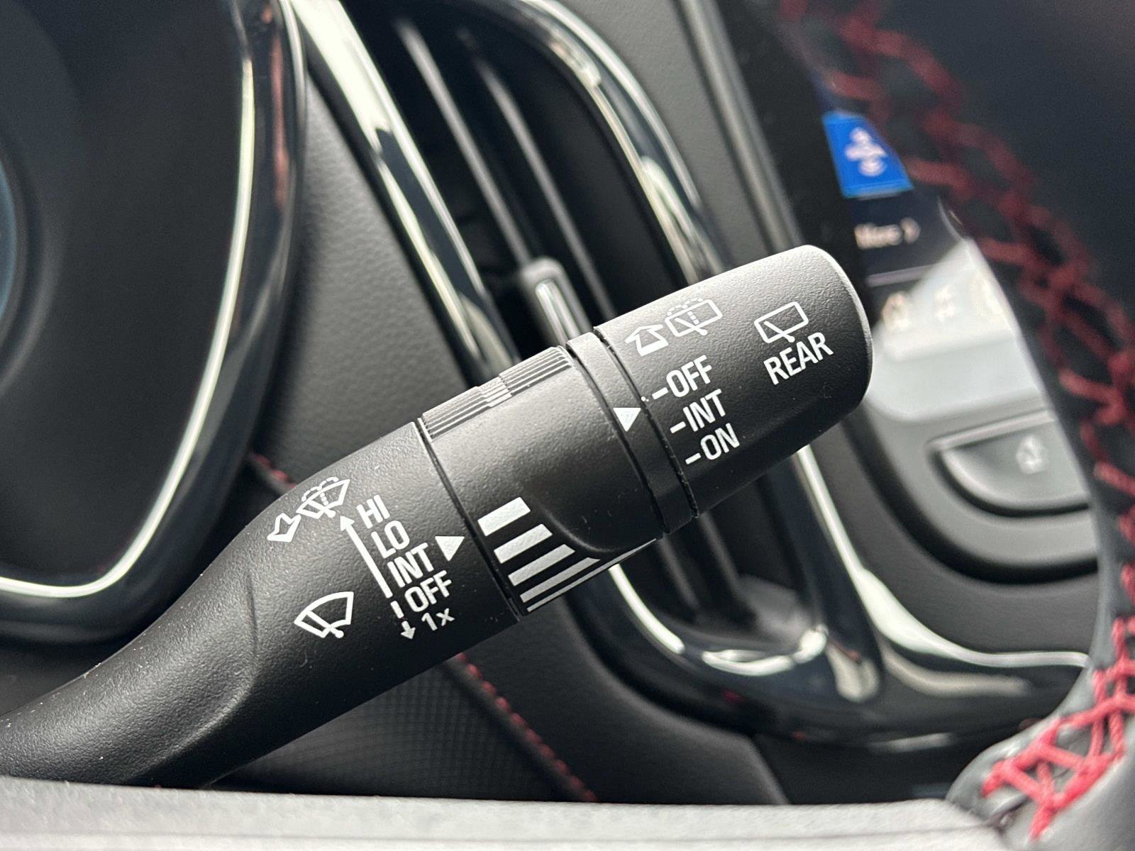 Certified 2024 Chevrolet Equinox RS image 24