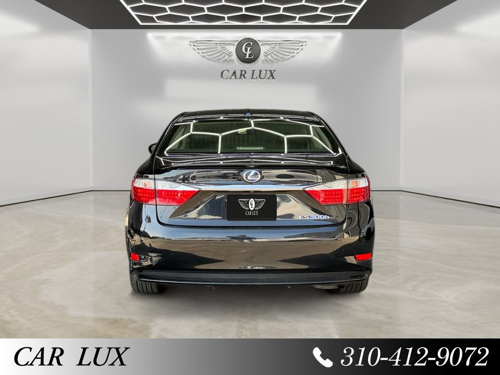 Used 2013 Lexus ES 300h w/ Luxury Pkg FWD image 4