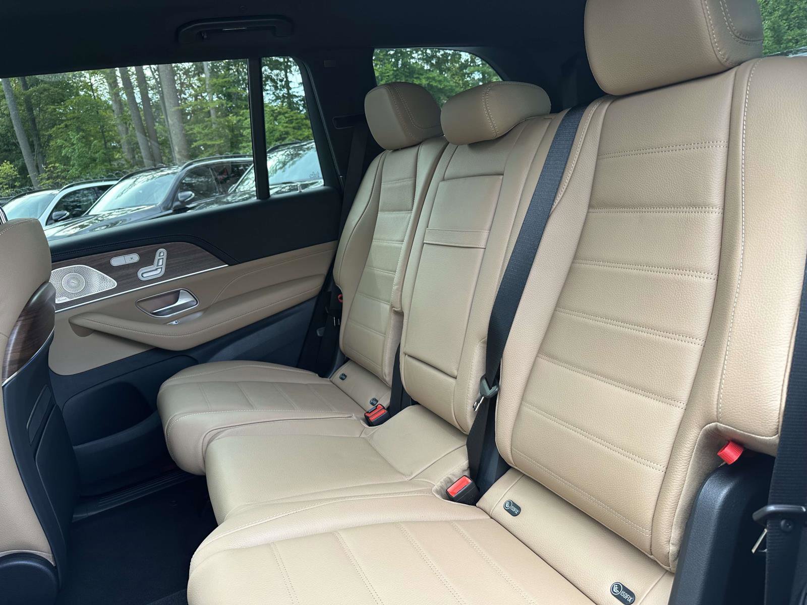 New 2026 Mercedes-Benz GLS 450 4MATIC image 7