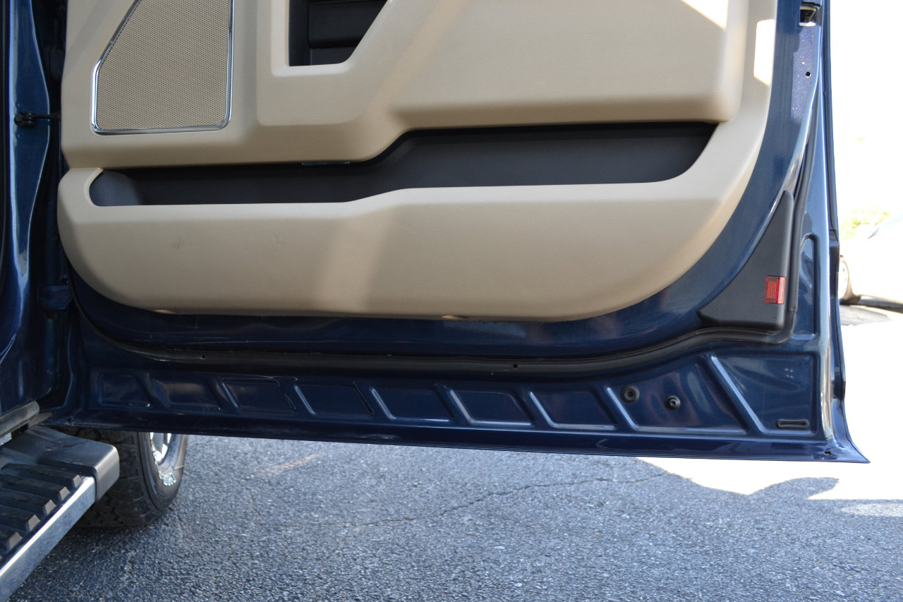 Used 2017 Ford F150 Lariat w/ Equipment Group 502A Luxury image 43