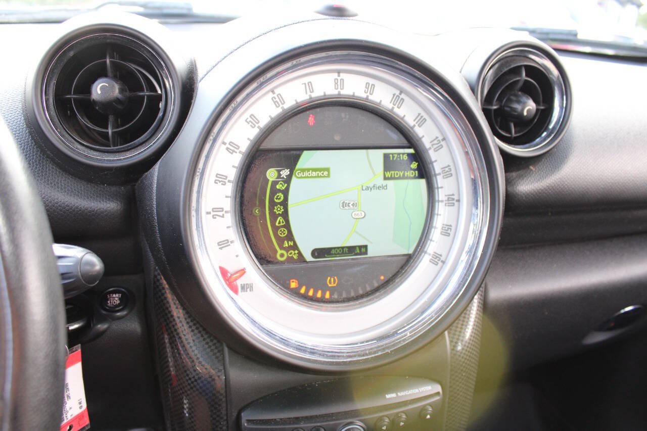 Used 2014 MINI Cooper Countryman S w/ Technology Package AWD/4WD image 15