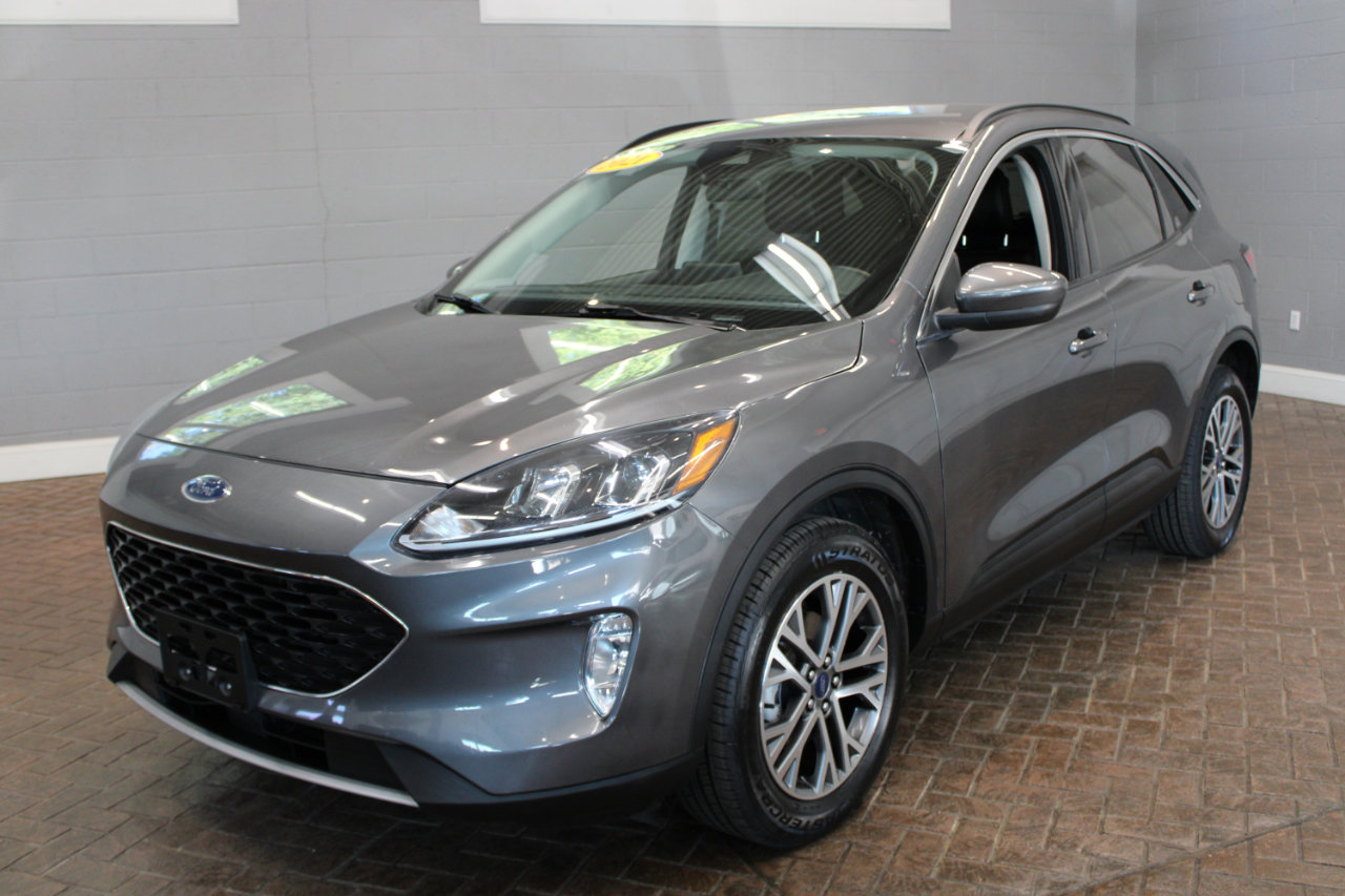 Used 2021 Ford Escape SEL image 3