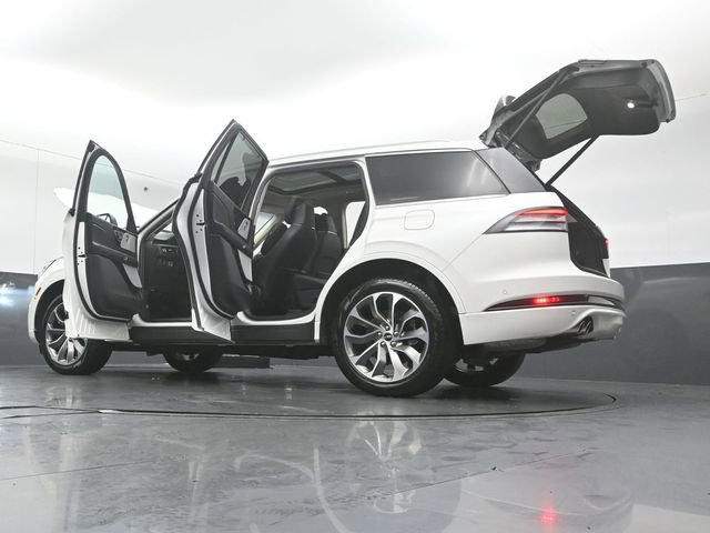 Used 2023 Lincoln Aviator Grand Touring w/ Equipment Group 301A image 45