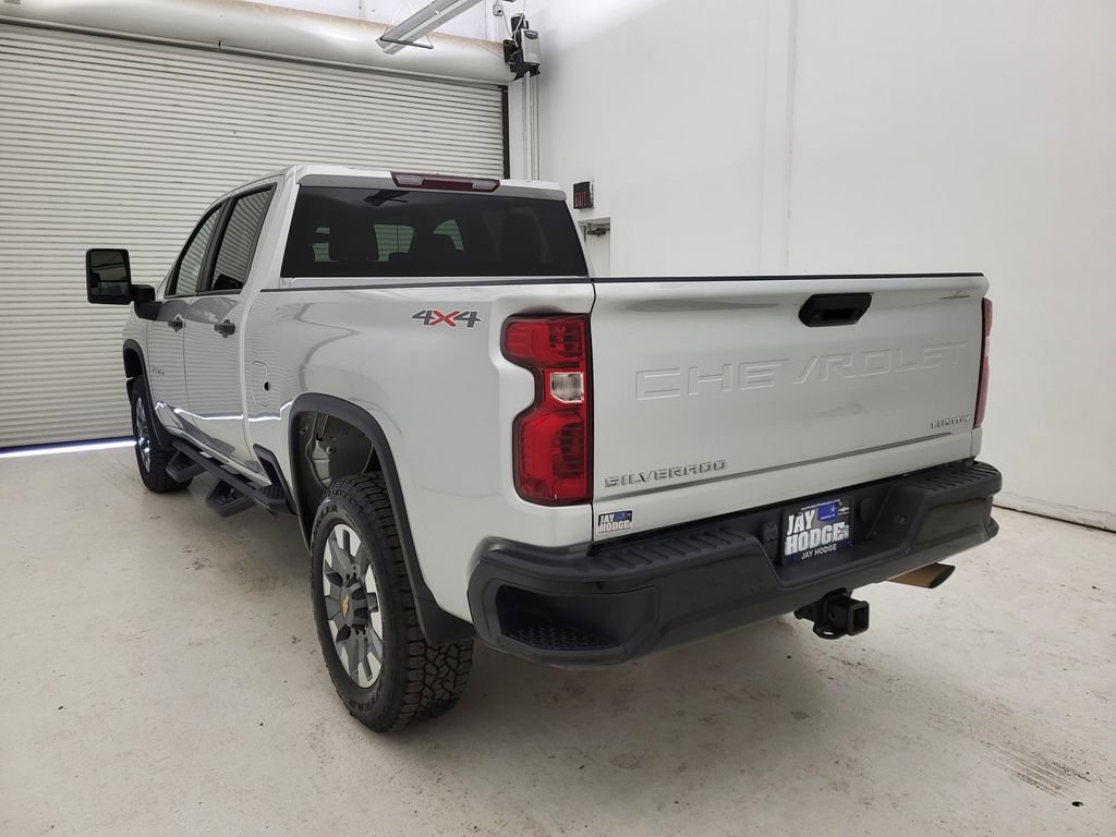 Used 2022 Chevrolet Silverado 2500 Custom image 12