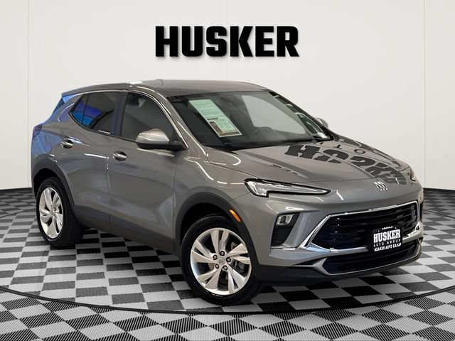 Certified 2025 Buick Encore GX Preferred AWD/4WD image 1