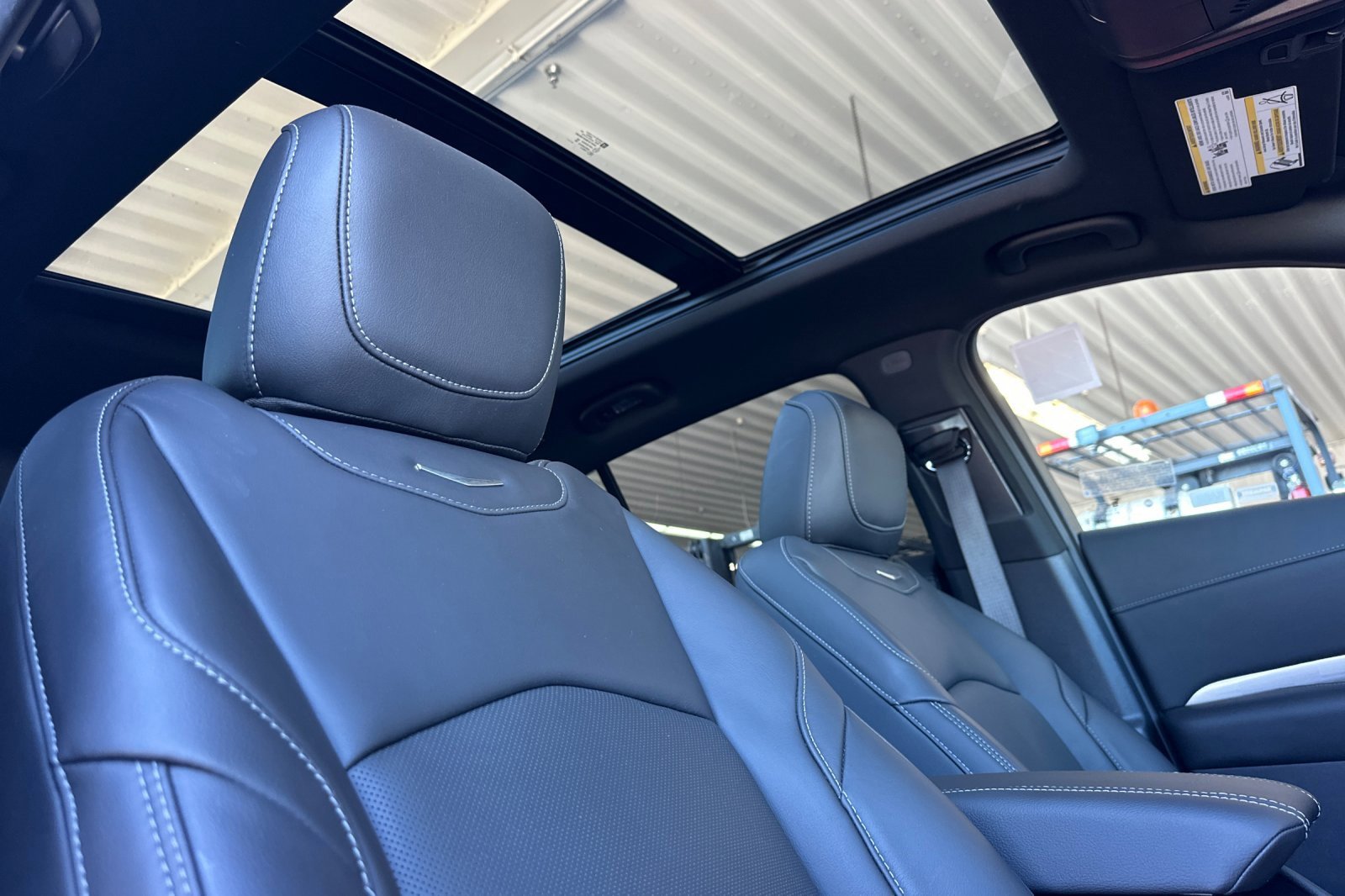 Used 2024 Cadillac XT4 Premium Luxury image 21