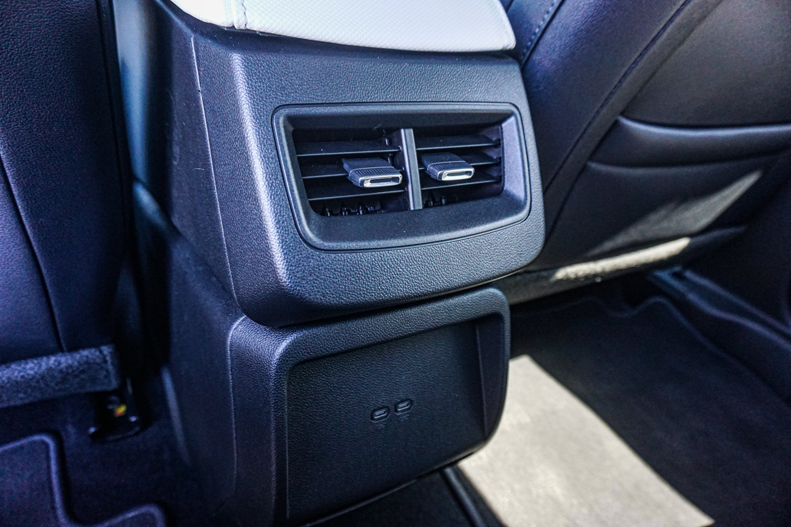 New 2026 Chevrolet Equinox EV LT FWD image 52
