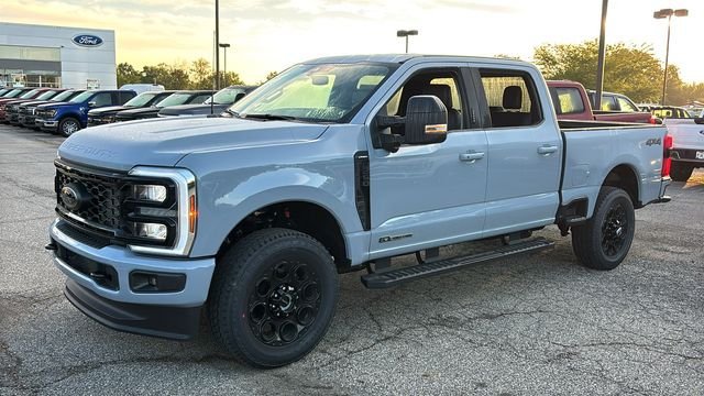 New 2026 Ford F250 Lariat w/ Black Appearance Package AWD/4WD image 2