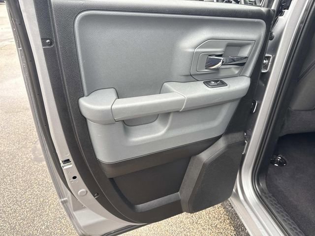 Used 2024 RAM 1500 Classic SLT image 18
