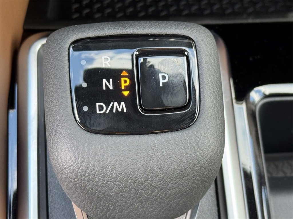 New 2025 Nissan Pathfinder Platinum w/ Lighting Package (N93) image 25