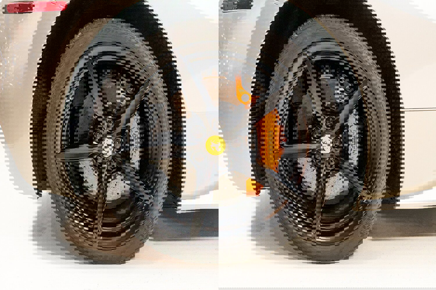 Used 2018 Ferrari 488 Spider image 25