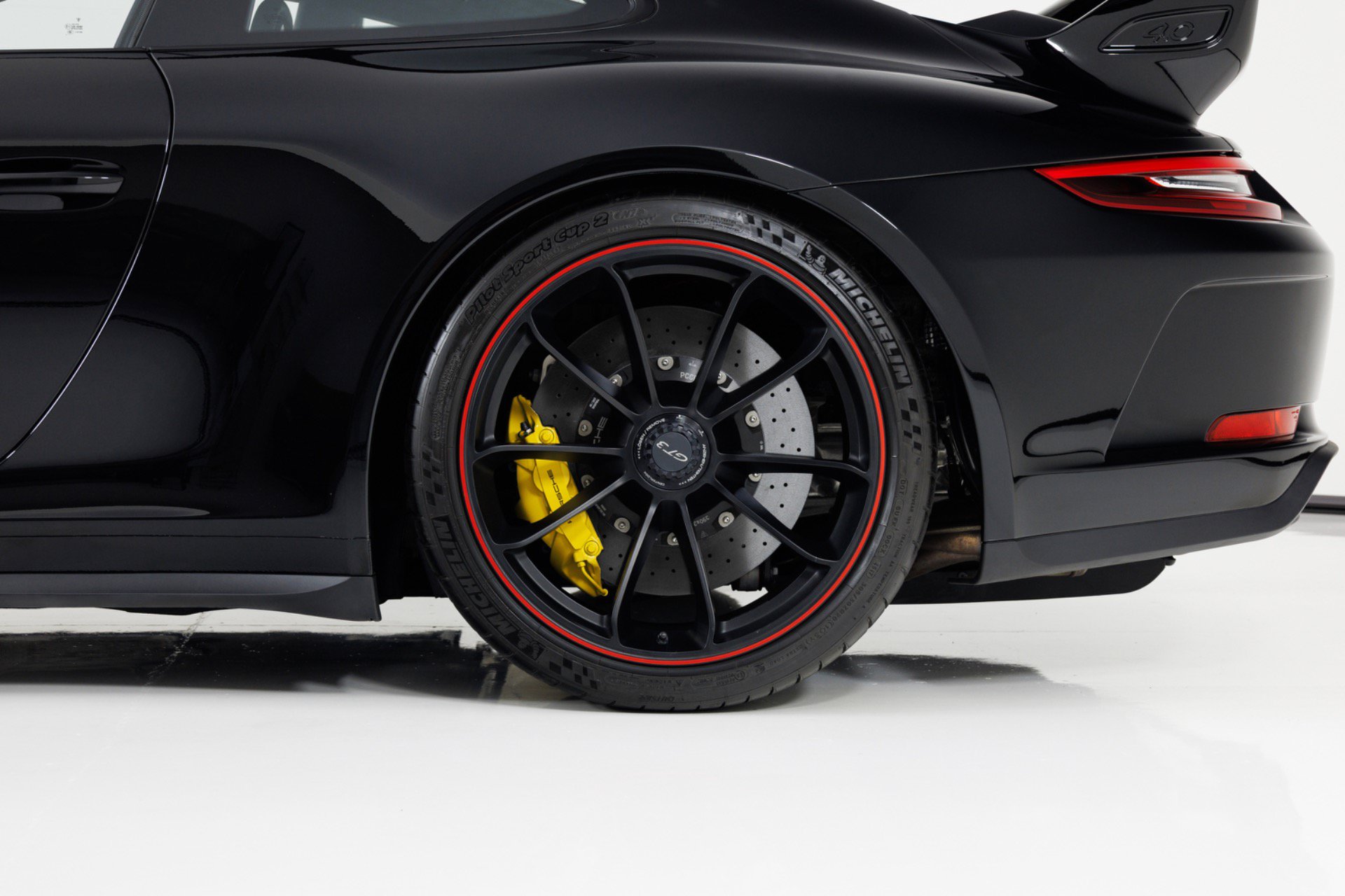 Used 2018 Porsche 911 GT3 RWD image 11