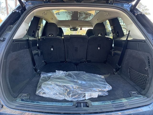 New 2025 Volvo EX90 Ultra AWD/4WD image 18