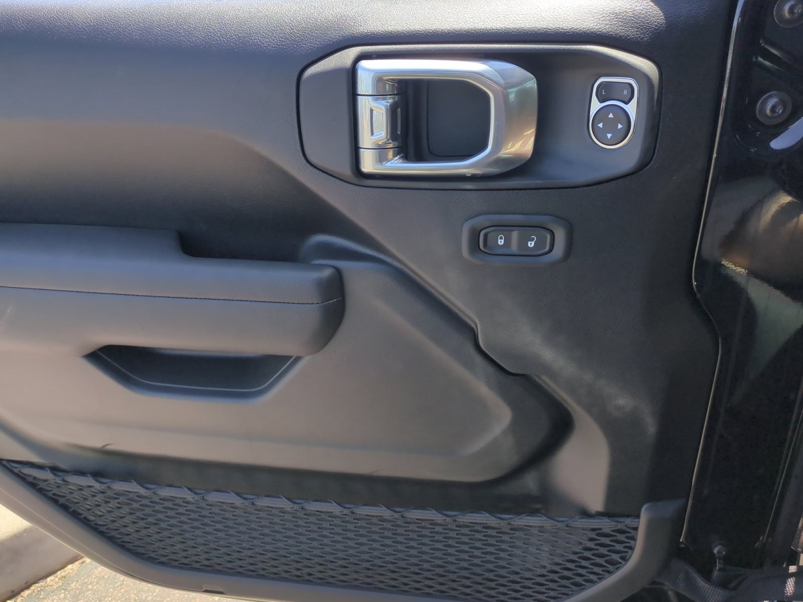 New 2026 Jeep Gladiator Rubicon AWD/4WD image 13