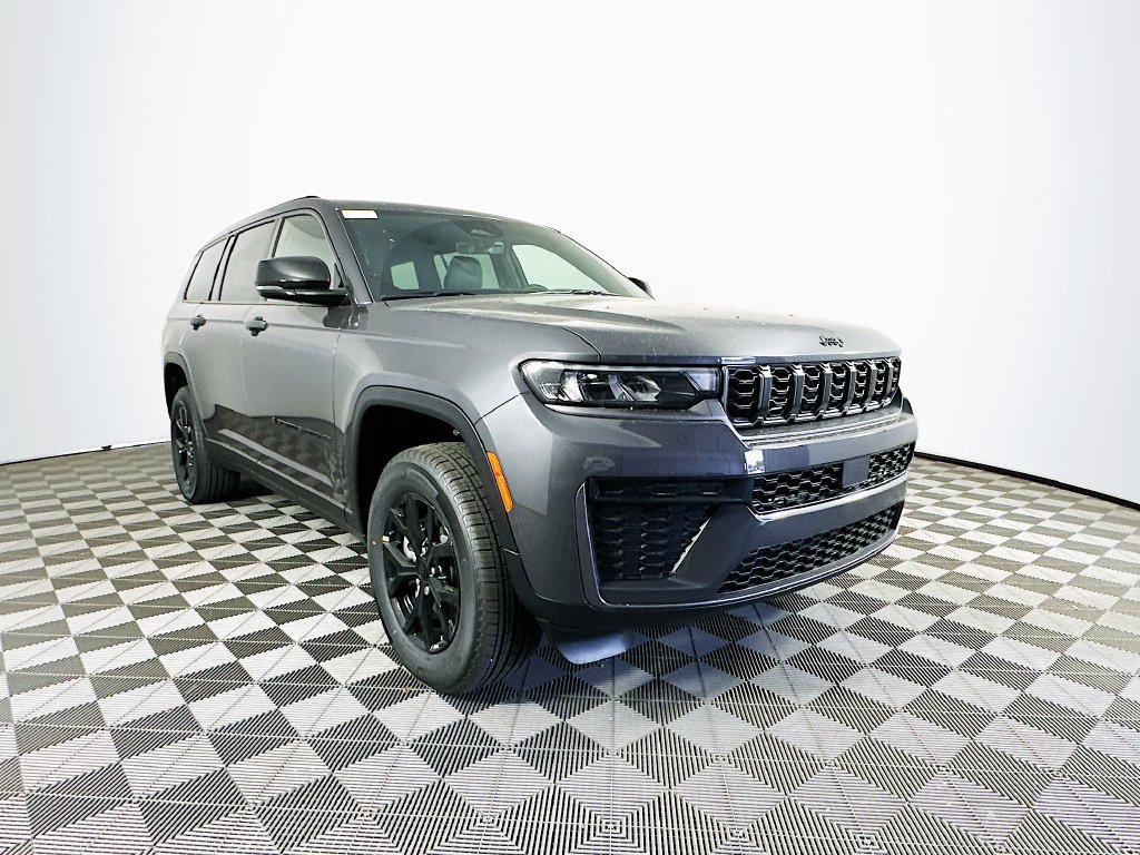 New 2026 Jeep Grand Cherokee L 4WD image 2