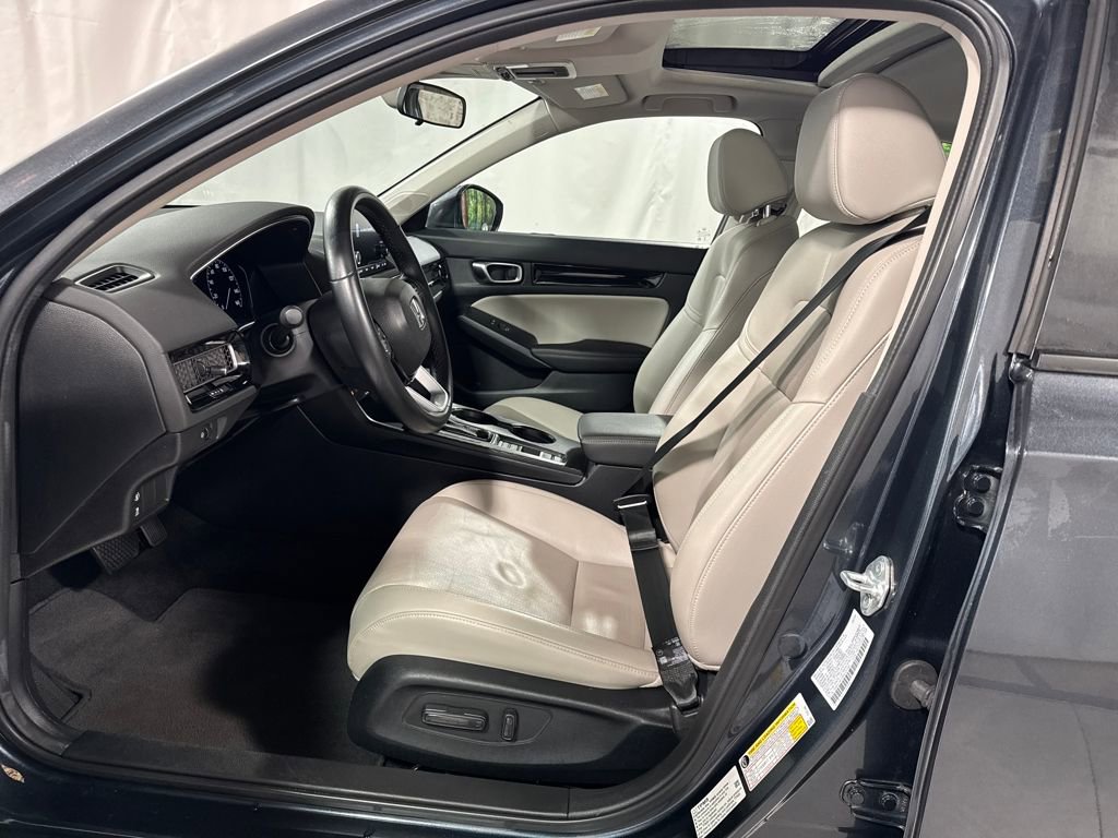 Certified 2024 Honda Civic EX-L image 3