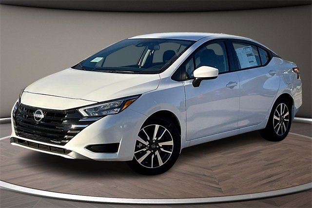 New 2025 Nissan Versa SV