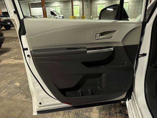 Certified 2021 Toyota Sienna LE FWD image 30