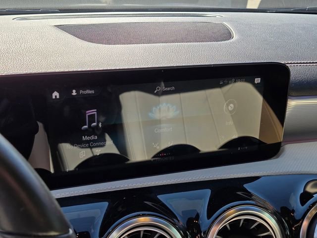 Used 2021 Mercedes-Benz CLA 250 CLA 250 image 20